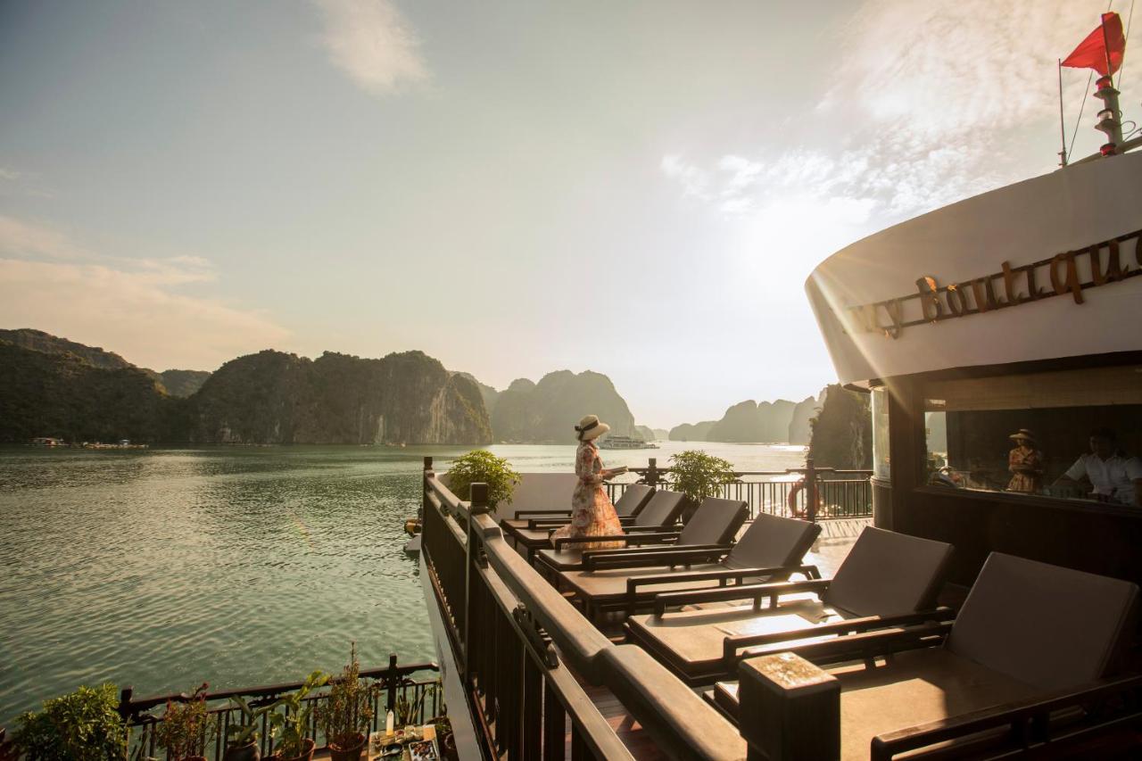ホテル Cozy Boutique Cruise Dong Khe Sau エクステリア 写真