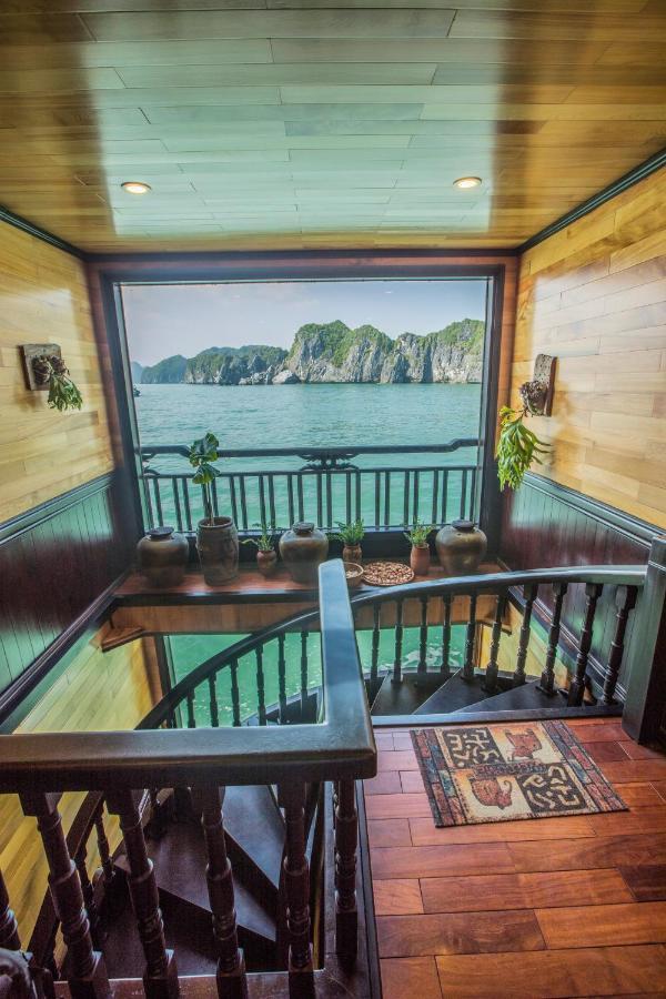 ホテル Cozy Boutique Cruise Dong Khe Sau エクステリア 写真